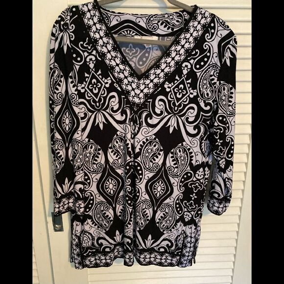 JM Collection Black & White paisley tunic 1X - Picture 2 of 6